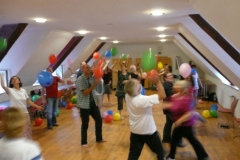 Tanz-mit-Luftballon